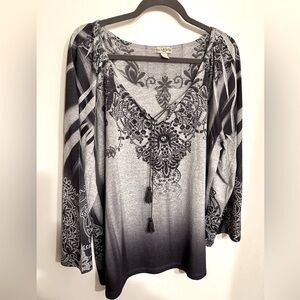 Gray & Black 3x Top